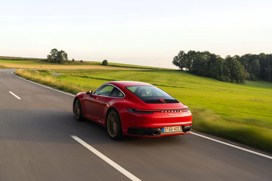  Porsche 911 Carrera (992) 2019 года  (WW) (фото 39 из 148)